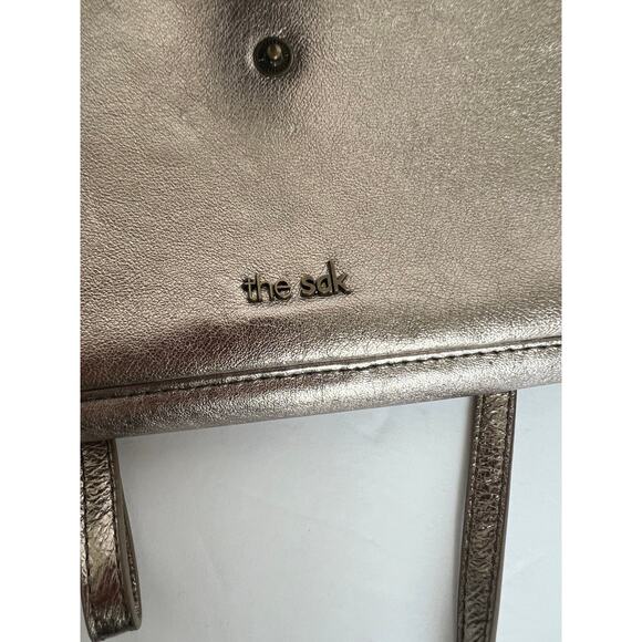 The Sak Leather Iris 3 in 1 Metallic Gold Crossbody Clutch Zip Around Wallet Bag - Picture 12 of 12